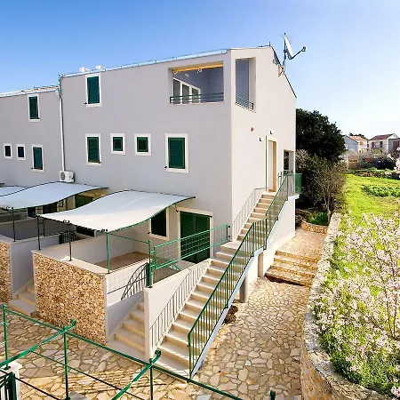 Appartement Kala Mendula.3